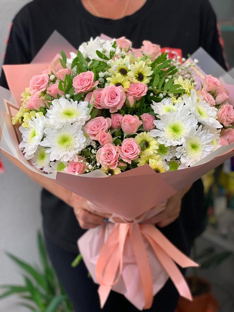Букет цветов из: Розы и Хризантемы в Калиновской