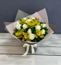 Букет цветов из:  Орхидеи и Розы в Калиновской