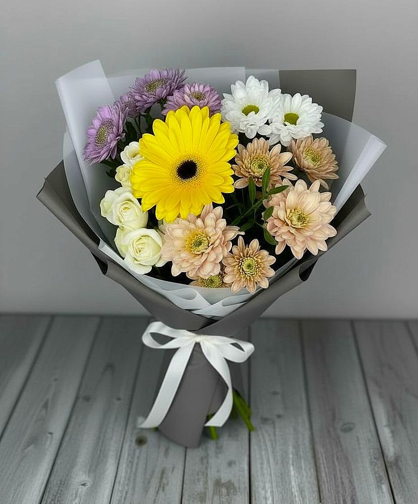 Букет цветов из: Розы, Герберы и Хризантемы в Калиновской