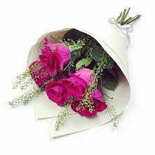 Букет цветов из:  Розы в Калиновской