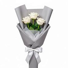Букет 3 белые розы в Калиновской