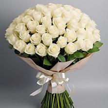 Букет 101 беля роза Белоснежка в Калиновской