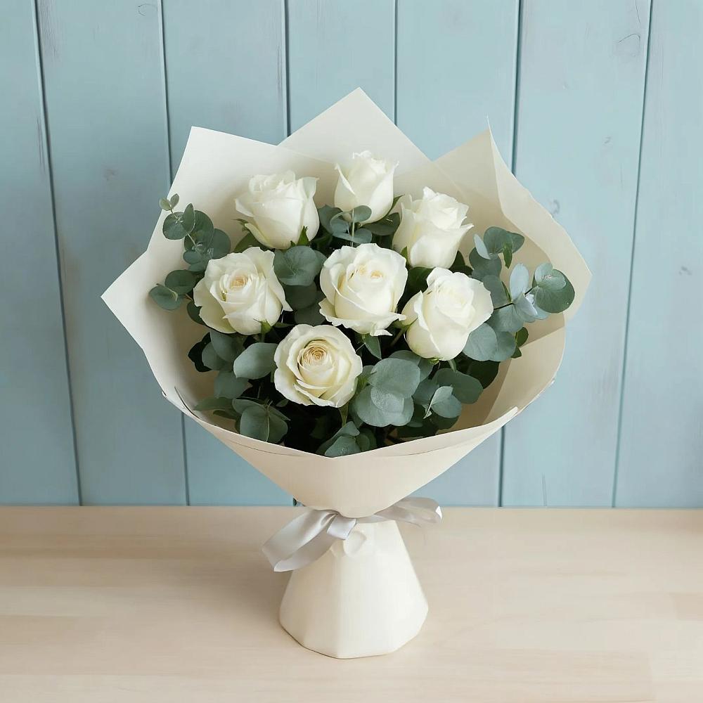Букет Белые розы в Эвкалипте в Калиновской