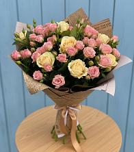 Букет цветов из:  Розы в Калиновской