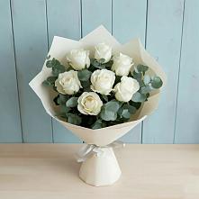 Букет Белые розы в Эвкалипте в Калиновской