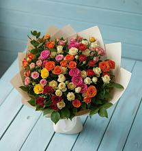 Букет Микс из разноцветных кустовых роз в Калиновской