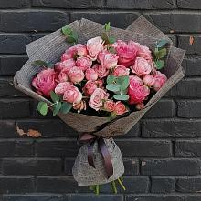 Букет цветов из:  Розы в Калиновской